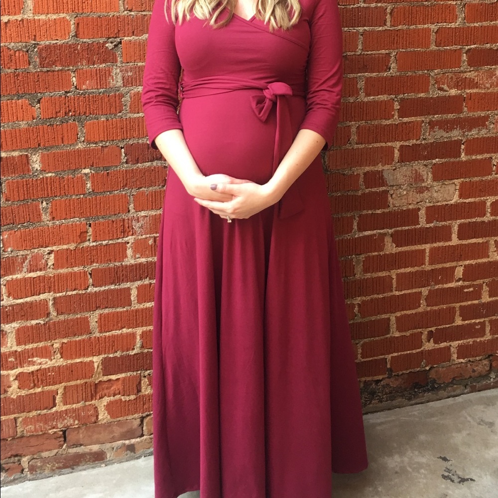 Maroon maternity dress - faux wrap maxi dress - baby shower Photoshoot